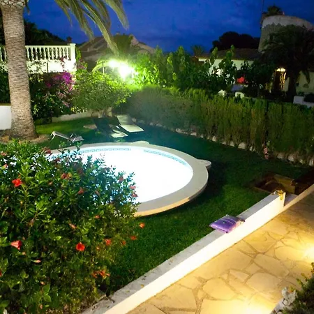 Dama Con Piscina Privada Villa Miami Playa