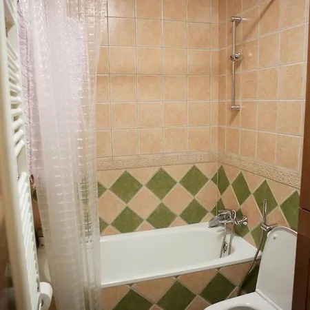 Dama Con Piscina Privada Miami Playa